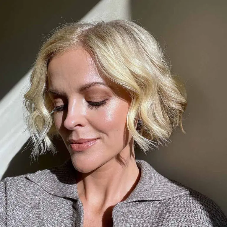 Blonde Wavy Short Bob Hair